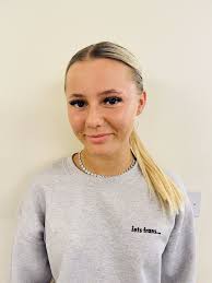 Becky Pridmore's Instagram, Twitter & Facebook