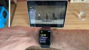 Just place your finger on the digital crown and let the app analyze the electrical the best way to use smart gym is to write your workouts in the iphone app and then use your apple watch to actually track and log the workout. Best Workout Apps For Apple Watch And Iphone Users