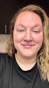 Alyssa Connell's Instagram, Twitter & Facebook