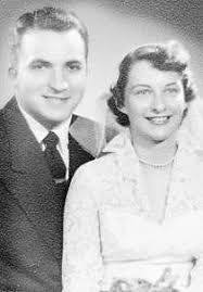 Sue Dillman's Instagram, Twitter & Facebook