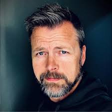 Is this vintage Volkswagen bus for sale a scam?