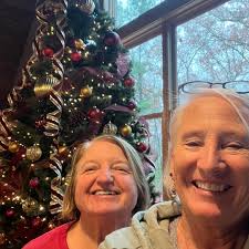 The Holidays have settled into Camp! We want to thank all the volunteers  who joined us this week for Holiday Decorating. Thanks for helping us bring  the magic!