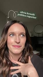 Olivia Hicks's Instagram, Twitter & Facebook