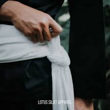 Ikuti lomba selfie foto sakral lengkap menggu.nakan masker. Jual Sabuk Mori Warga Psht Bahan Prima 3 Meter Di Lapak Lotussilat Bukalapak