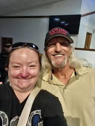 2024 Tim “Youngblood” Chapman meets fan Samantha Newman this past weekend  in Oklahoma. Samantha is wearing a #dogthebountyhunter Fan club tshirt from  the era of the original show. A happy fan indeed,