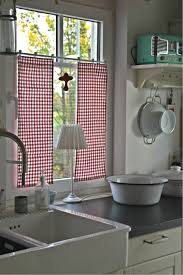 Farm Sink And Simple Gingham Curtains Vorhange Kuche Kuchendekoration Kuchenrenovierung