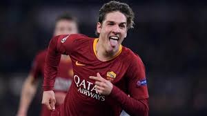 Jun 01, 2021 · dopo chiara nasti, ecco sophie codegoni. Roma S Teenage Match Winner Nicolo Zaniolo Told To Stay Grounded Sports News
