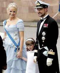 Norwegens Kronprinzen Funf Im Patchwork Gluck Gala De Schwedische Hochzeit Prinzessinnen Prinzessin