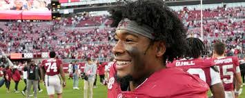 Marcus Moon's Instagram, Twitter & Facebook