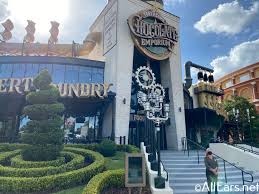 News Universal Orlando S Toothsome Chocolate Emporium Will Open For Dinner Starting Tomorrow Allears Net