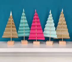 L'étoile traditionnelle suffit amplement ! Comment Faire Un Sapin De Noel En Papier Decouvrez Nos 5 Idees Diy