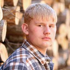 Sidney Tomczak and Logan Mattson's Wedding Website