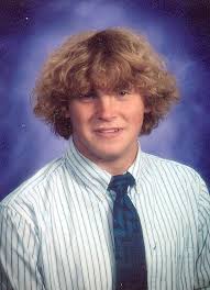 Steward receives scholarship