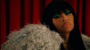 Kyra Johnston's Instagram, Twitter & Facebook