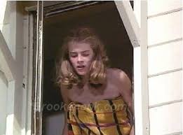 Pretty baby was nominated for the palme d'or and i remember being terrified, caught in a huge crowd, a pair of scissors appearing from the corner of my let's face it, the acting in the blue lagoon wasn't exactly great. Bathing Brooke Brooke Shields Photo 36998011 Fanpop