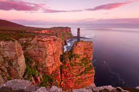 Man of hoy