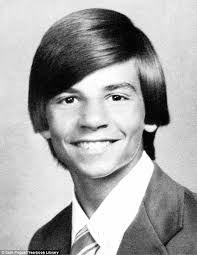 The episode was directed by james burrows and written by alexa junge. Abc News Anchor George Stephanopoulus Was A Fighter Back In High School Daily Mail Online