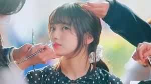 See reviews photos directions phone numbers and more for korean hair salon locations in mcallen tx. How To Achieve Bae Suzy S Curled Bangs In K Drama Start Up Her World Singapore