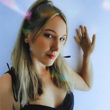 Stream Julia Eliza music