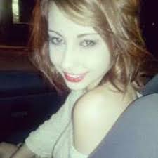 Larissa Barnes's Instagram, Twitter & Facebook