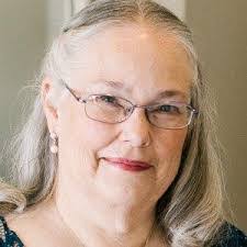 Amy Batts's Instagram, Twitter & Facebook