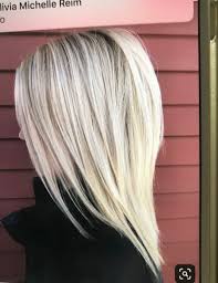 There are endless beautiful hairstyles for medium hair. Pin By Dana Jahnsmuller On Aesthetics Medium Layered Hair Beyonce Blonde Hair Hair Styles