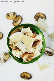Plantaardigheidjes Truffel Risotto Met Courgette Champignons En Vegusto No Muh Recepten Risotto Recepten Vegetarische Recepten
