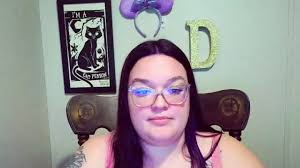 Carl Pinder Jr (@carlpinder101) កំពុង LIVE