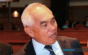 Yusof yacob berkenaan proses pulang pelajar ipta/ipts berasal dari sabah. Bernama Rm32 725 020 Peruntukan Laksana Kerajaan Elektronik Di Sabah Tahun Ini