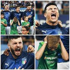 Liste des joueurs, remplaçants, postes, numéros, entraîneur et staff. Epingle Sur Insolite Foot