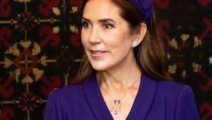 Dronning Mary har hævet tøjforbruget