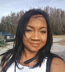 Lisa Pagan's Instagram, Twitter & Facebook