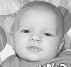 An ovation, an apology for civil rights icon