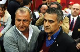 A milli futbol takımı teknik direktörü şenol güneş, antalya'da ikinci yarı hazırlıklarını sürdüren teknik direktörü fatih terim ve yardımcı antrenör levent şahin ile bir araya gelen güneş, ikinci devre. Fatih Terim Derbilerde Senol Gunes In Onunde