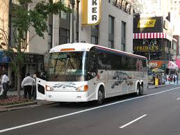 Greyhound canada is permanently cutting all bus routes across the country, shutting down the intercity bus carrier's operations in canada after nearly a century of service. Datei Greyhound Canada Mci D4505 1330 Jpg Wikipedia