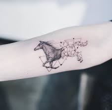 Geometric Horse By Kakao At Nando Tattoo Seoul Geometric Tattoo Horse Horse Tattoo Design Small Horse Tattoo