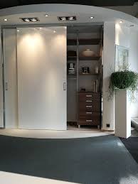 Einbauschrank Nach Mass Eingebauter Kleiderschrank Einbauschrank Garderoben Eingangsbereich