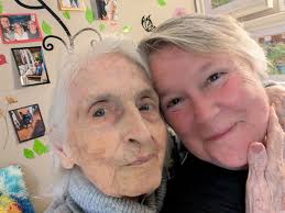 Carpenter bees are excellent buzz pollinators