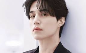Lee dong wook de gong yoo, lee dong wook & kim , que 323 personas siguen en pinterest. Lee Dong Wook Most Handsome Korean Actors 2021 Close February 28