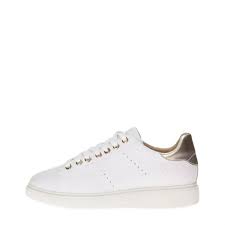 Versatile and functional, geox collections include casual and elegant shoes, sneakers, boots, jackets and down jackets for men and women, as well as a vast assortment of shoes for children, offering breathable comfort and wellbeing. Saignement Faire Attention A Secretaire Sneakers Femme Geox Confort Difficile Medicament