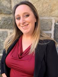 Kristen Wise's Instagram, Twitter & Facebook