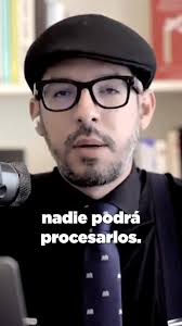 VASO DECORATIVO Esta hecho de vidrio, seguro, resistente al calor, no es  frágil Tiene una forma creativa y divertida para tus reuniones, fiestas,  eventos Son ligeros y fáciles de sostener Puedes usarlas