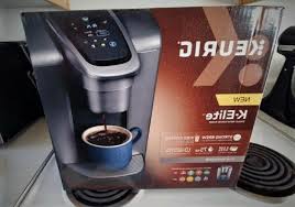 This compact coffee maker has a different cup size option like 6, 8, and 10 ounces. Bunn Btx 10 Cup Thermal Carafe Coffee Maker