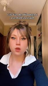 Lily Muniz's Instagram, Twitter & Facebook