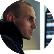 Aaron Fifield's Instagram, Twitter & Facebook