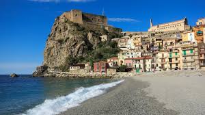 Avremo una giornata con cielo poco nuvoloso per il passaggio di nubi che non produrrano fenomeni. Clima Reggio Calabria Temperatura Dell Acqua Quando Andare Meteo