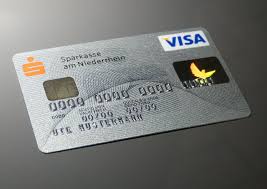 P Er Zijn Veel Nederlanders Die De Oostelijke Landsgrens Oversteken In Duitsland Zijn Veel Zaken Anders Geregeld Dan In Nederland Geluk Duitsland Creditcards
