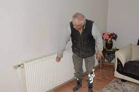 Sıcak ve rahat evi sonra tam bir ev. Sobadan Kombi Yapti Butun Evi Isitiyor Evrensel