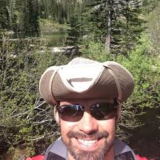 I'm glad I'm single! I see someone new I like everyday! 🤭😂😂😂😂 Good  Morning tho 😘😘