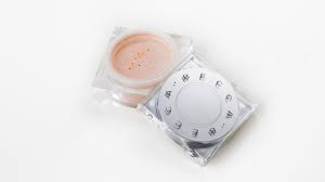1 Powder 4 Ways The New Becca Soft Light Blurring Powder Allure Becca Cosmetics Powder Makeup Product Junkie